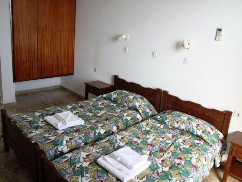 Oasis Studios Rodakino Chambre photo